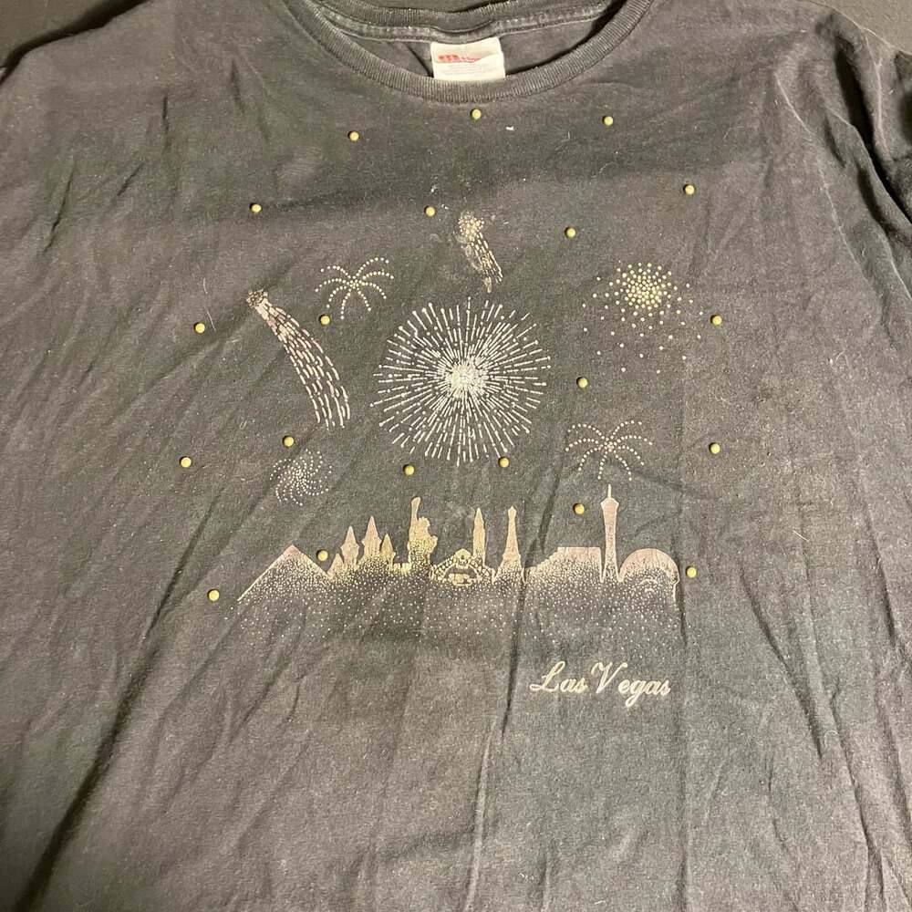 Hanes Las Vegas Fireworks Skyline Size XL Black Tee